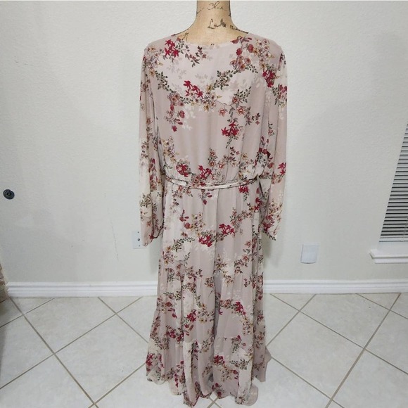 CITY Chic Maxi Flower Child pink and Ivory dress L plus‎ size 20 new!!!! - Picture 5 of 9